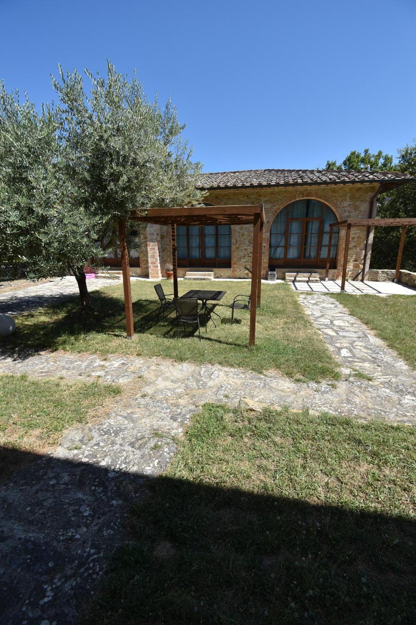 Borgo Mulignone Casole dʼElsa Zewnętrze zdjęcie