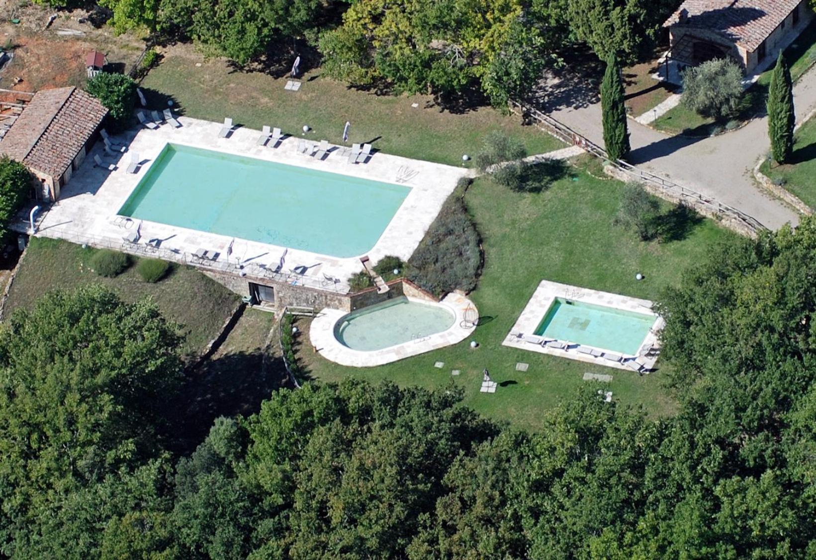 Borgo Mulignone Casole dʼElsa Zewnętrze zdjęcie